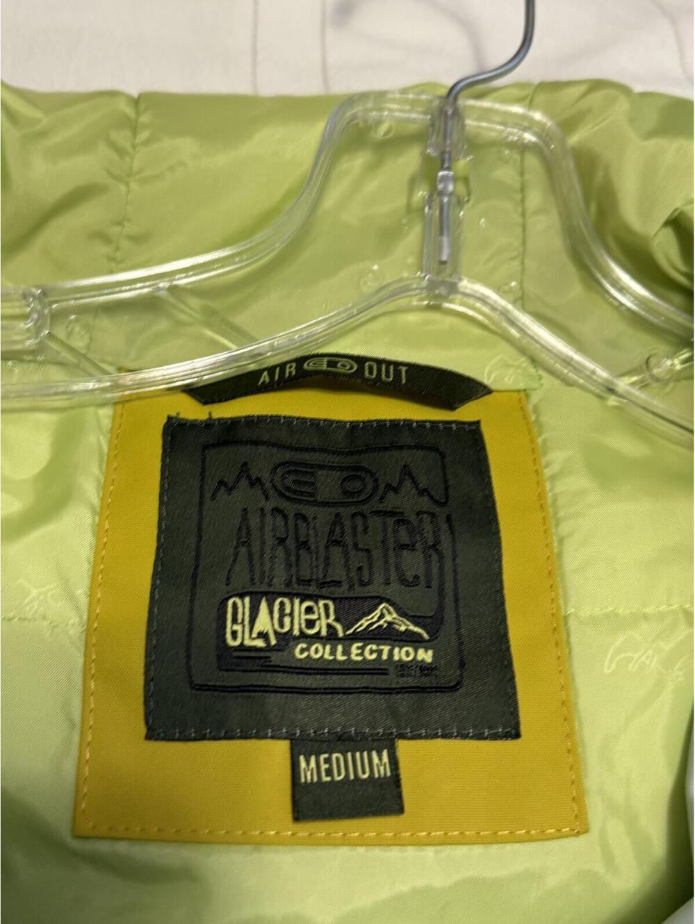 Airblaster Glacier Collection Trenchover Snowboard Jacket Mint Yellow Medium - Picture 3 of 9